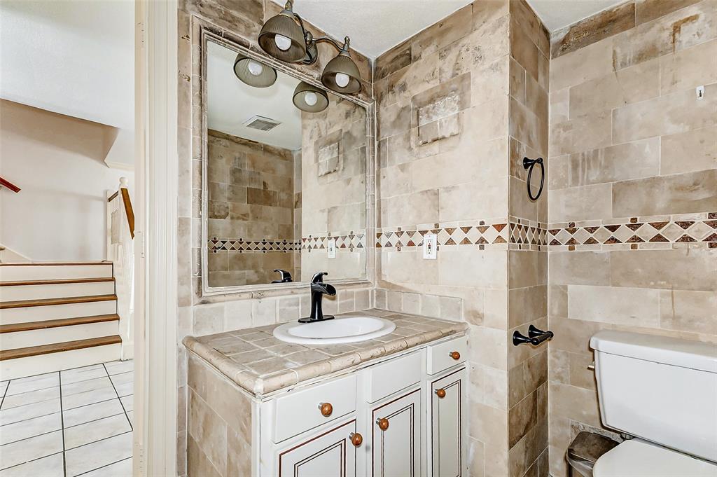 2508 Bering Drive, Houston, Texas image 8