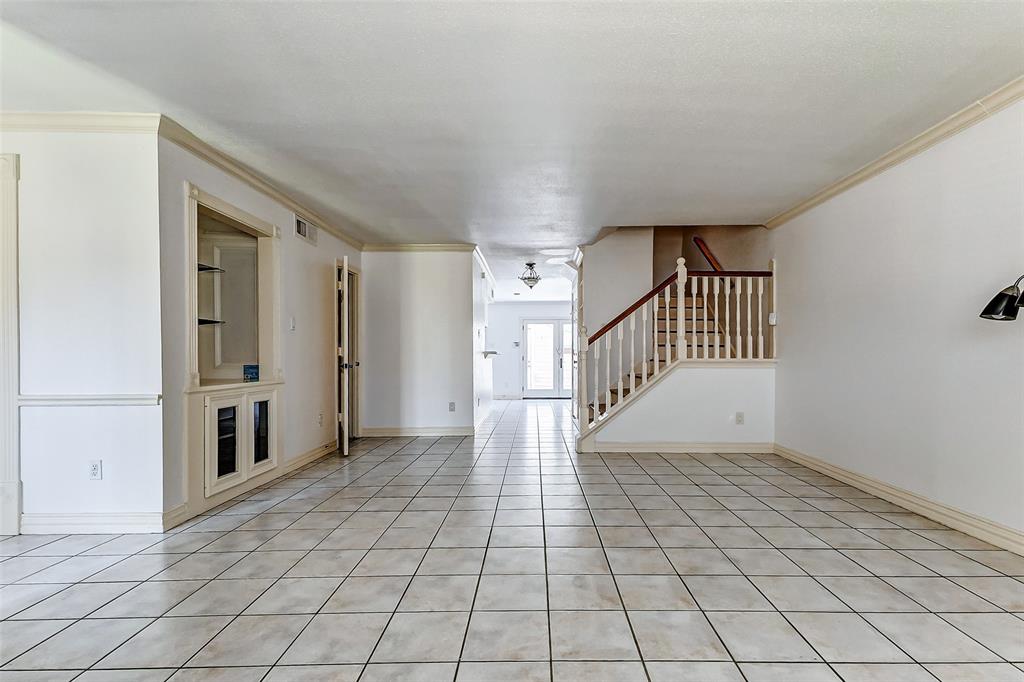 2508 Bering Drive, Houston, Texas image 7