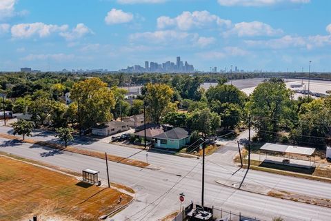 2426 Harlem Street Houston TX 77020