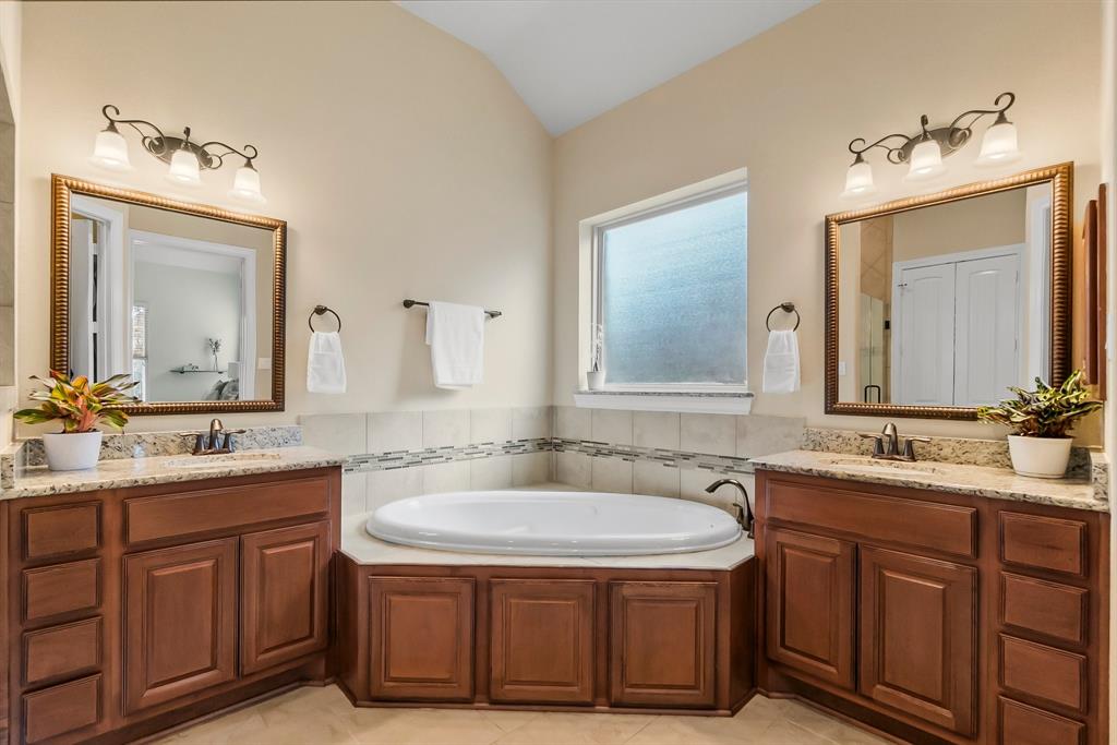 124 Wade Pointe Drive, Montgomery, Texas image 26