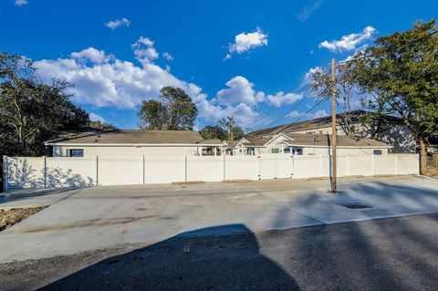 Photo of 3823 Lydia Street #2, Houston, TX 77021 (MLS # 46432593)