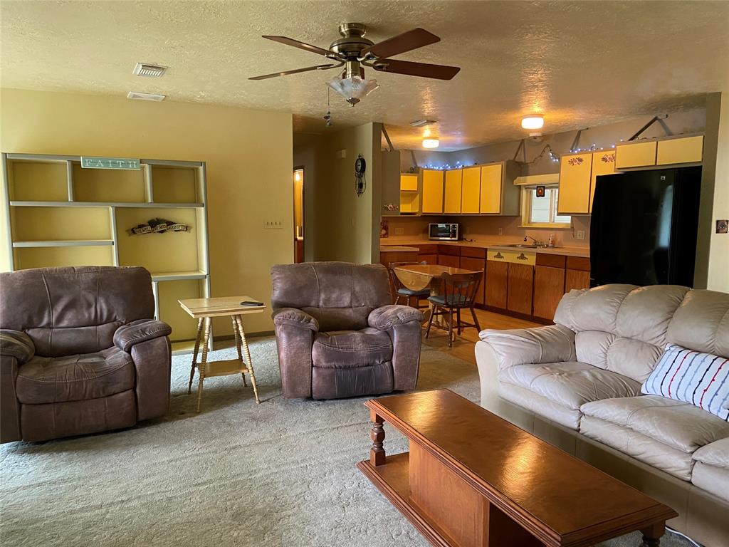 321 Broken Arrow Trail Trail, Goodrich, Texas image 15