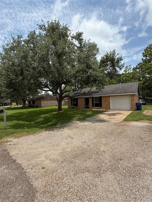 624 Houston Street, West Columbia, Texas image 1