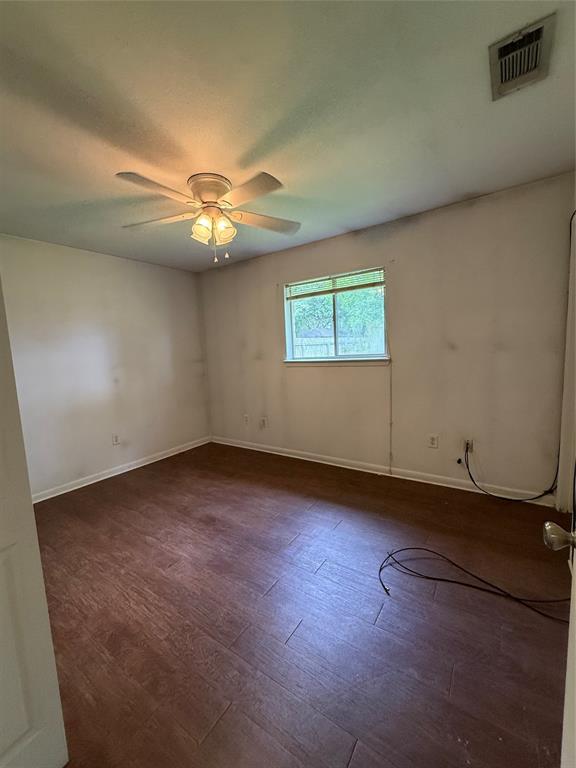 624 Houston Street, West Columbia, Texas image 11