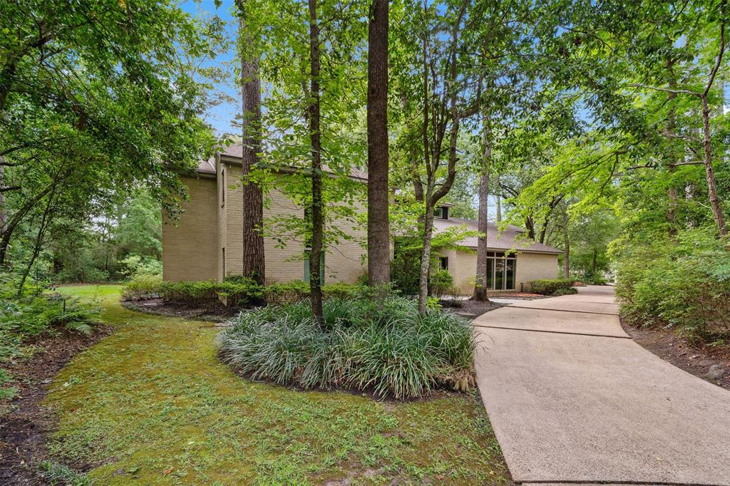2503 Lake Gardens Court, Houston, Texas image 2