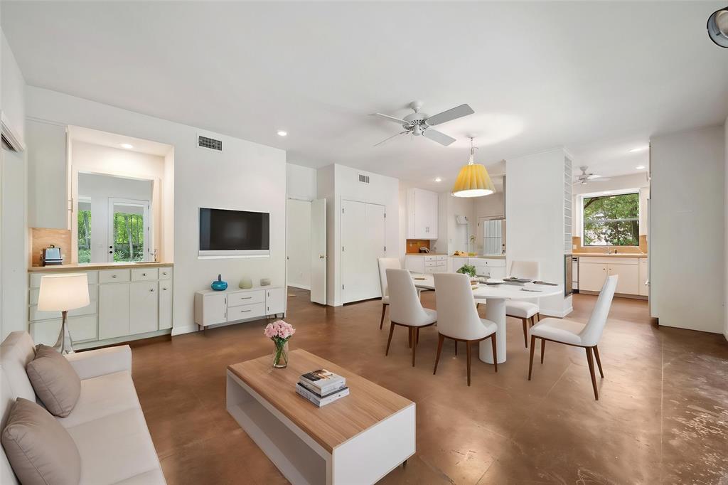 2503 Lake Gardens Court, Houston, Texas image 15