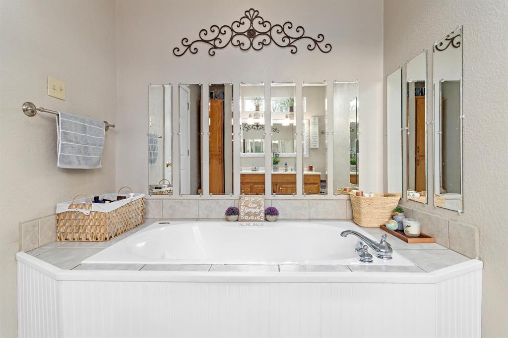 970 Evergreen Ln Ln, Beaumont, Texas image 23