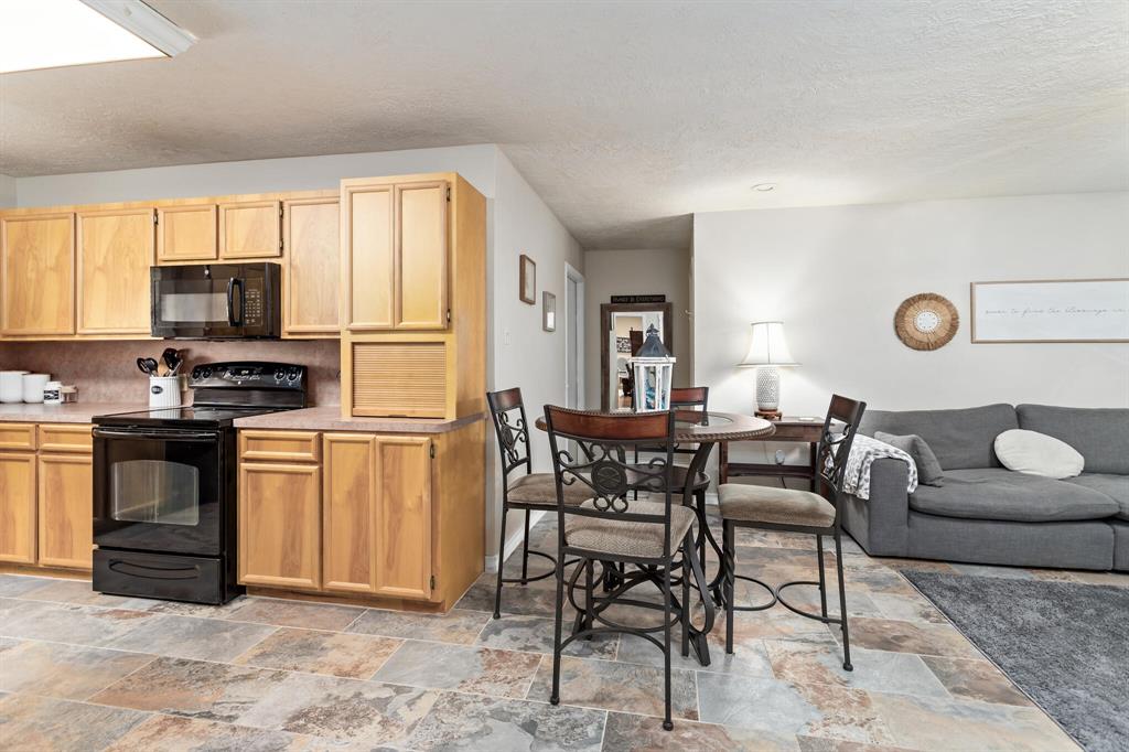 970 Evergreen Ln Ln, Beaumont, Texas image 10