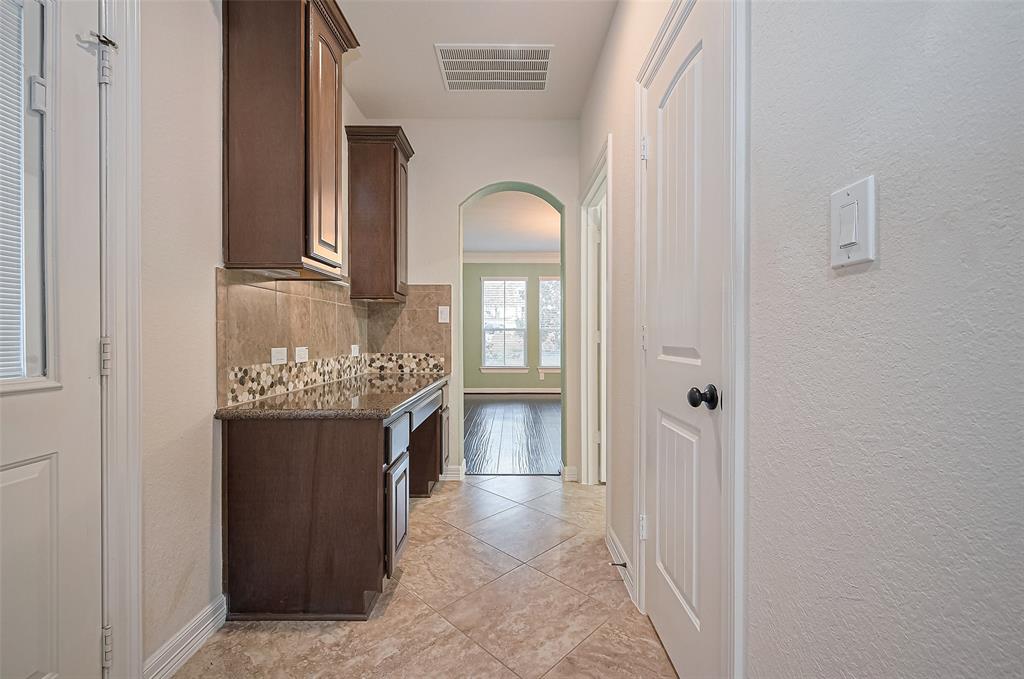 11306 Longmire Creek Court, Conroe, Texas image 14