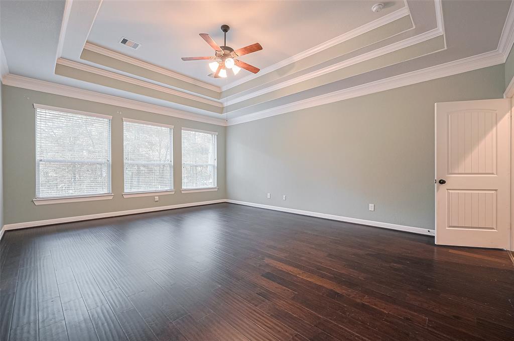 11306 Longmire Creek Court, Conroe, Texas image 17
