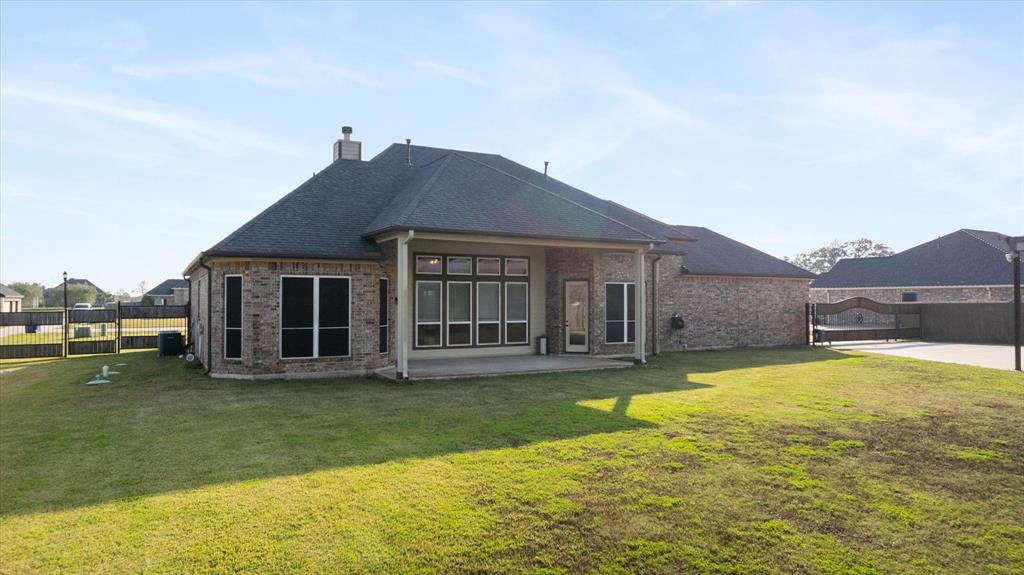 4527 Pineloch Bayou Drive, Baytown, Texas image 32