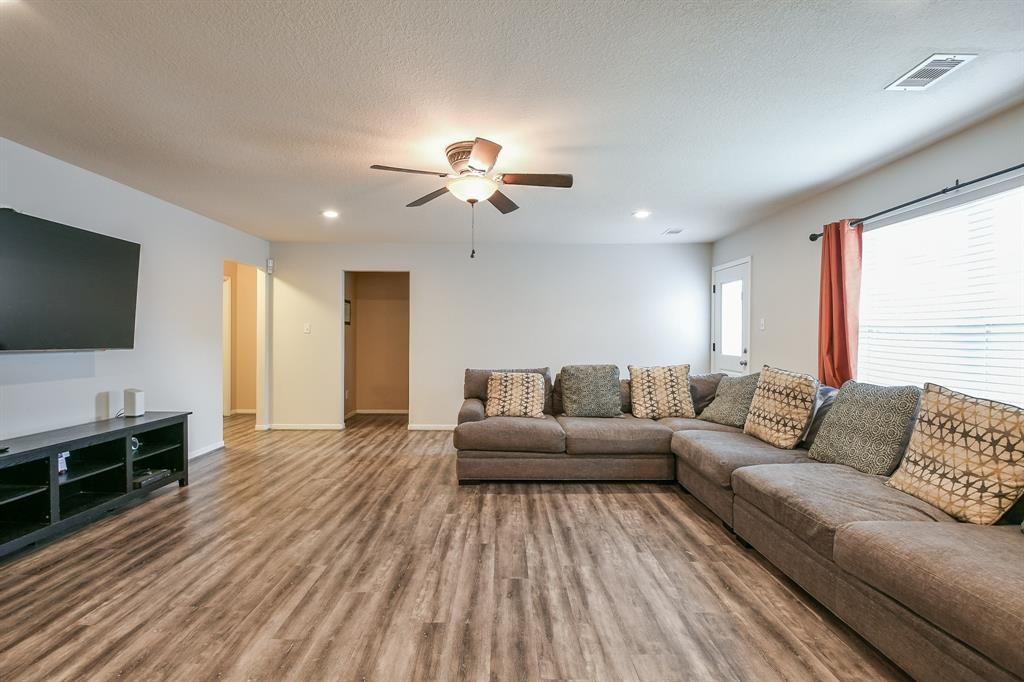 Photo of 4854 Fair Oak Dale Lane, Humble, TX 77346 (MLS # 40543780)