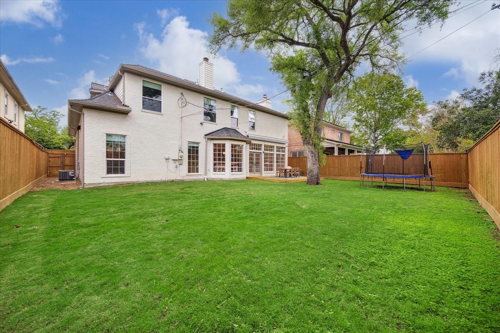 4613 Cedar Oaks Lane, Bellaire, Texas image 38