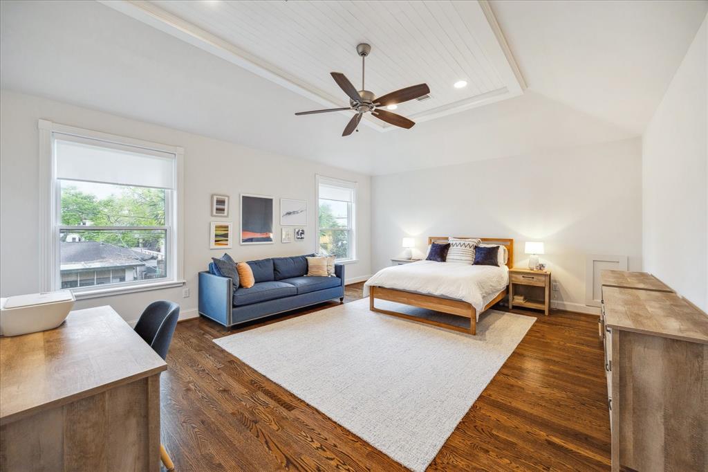 4613 Cedar Oaks Lane, Bellaire, Texas image 23