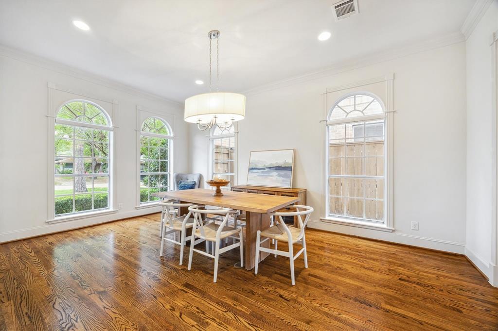 4613 Cedar Oaks Lane, Bellaire, Texas image 9