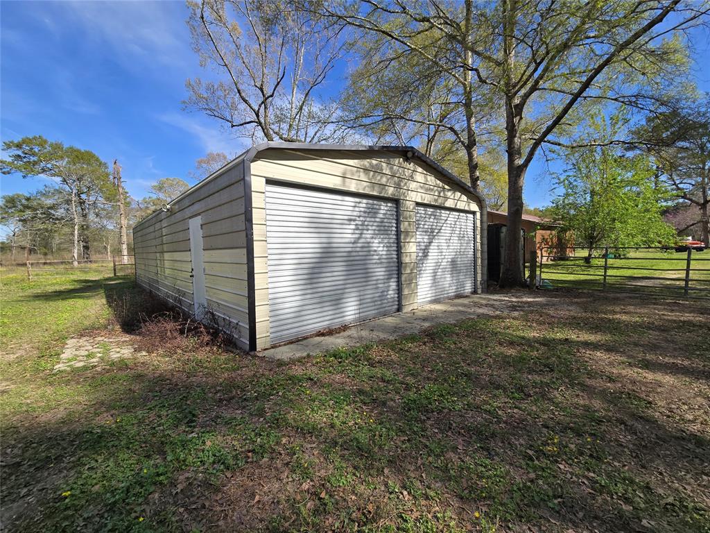 1083 County Road 3141, Cleveland, Texas image 23