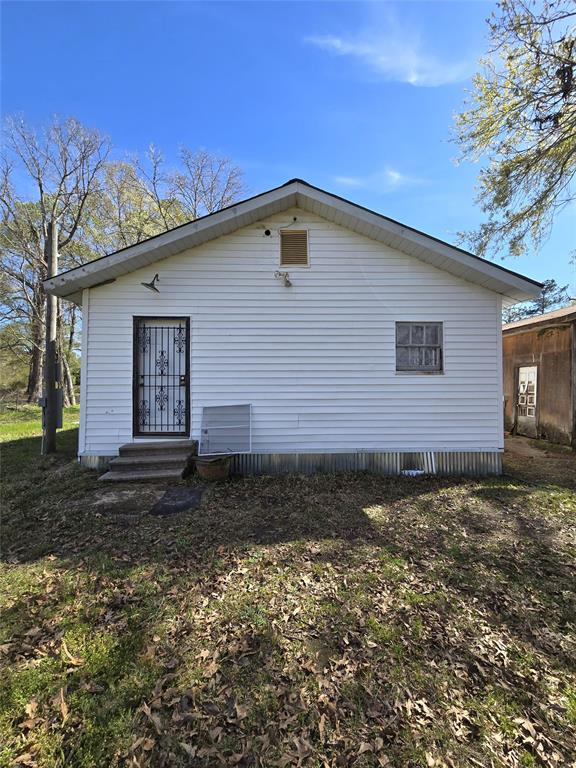 1083 County Road 3141, Cleveland, Texas image 3
