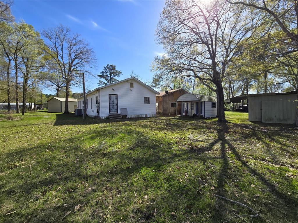 1083 County Road 3141, Cleveland, Texas image 4