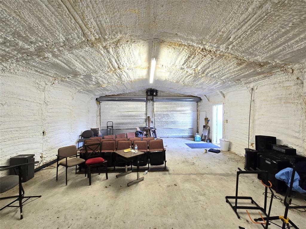 1083 County Road 3141, Cleveland, Texas image 26