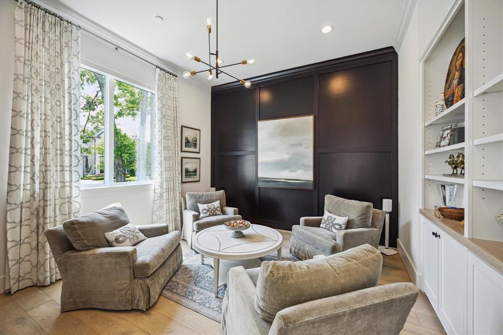 1505 Pine Chase Drive