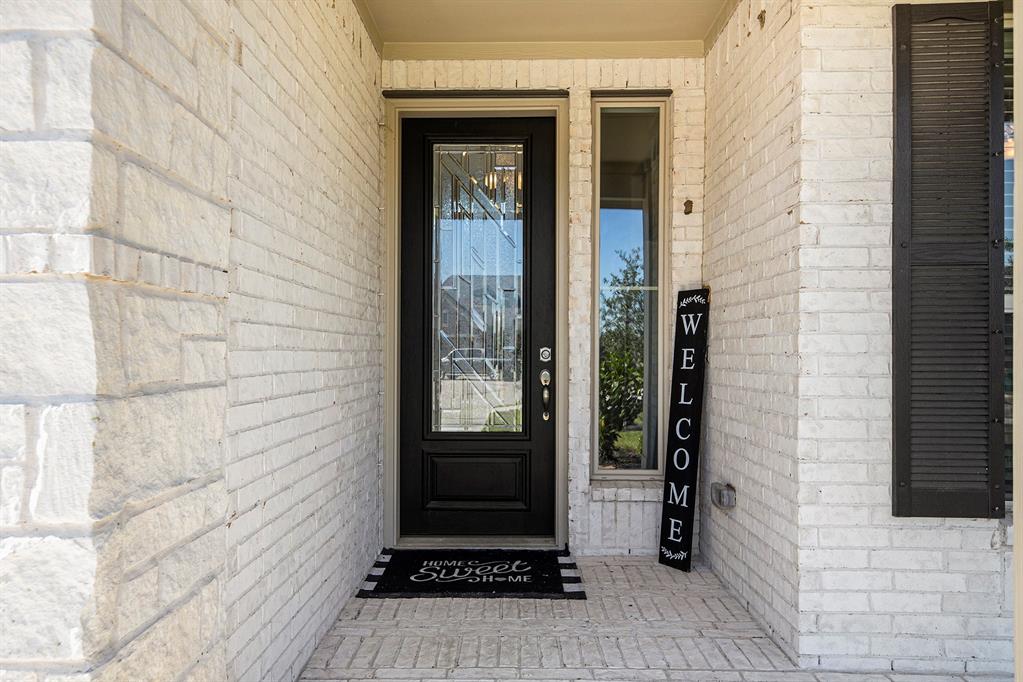 5702 Kenloch Court