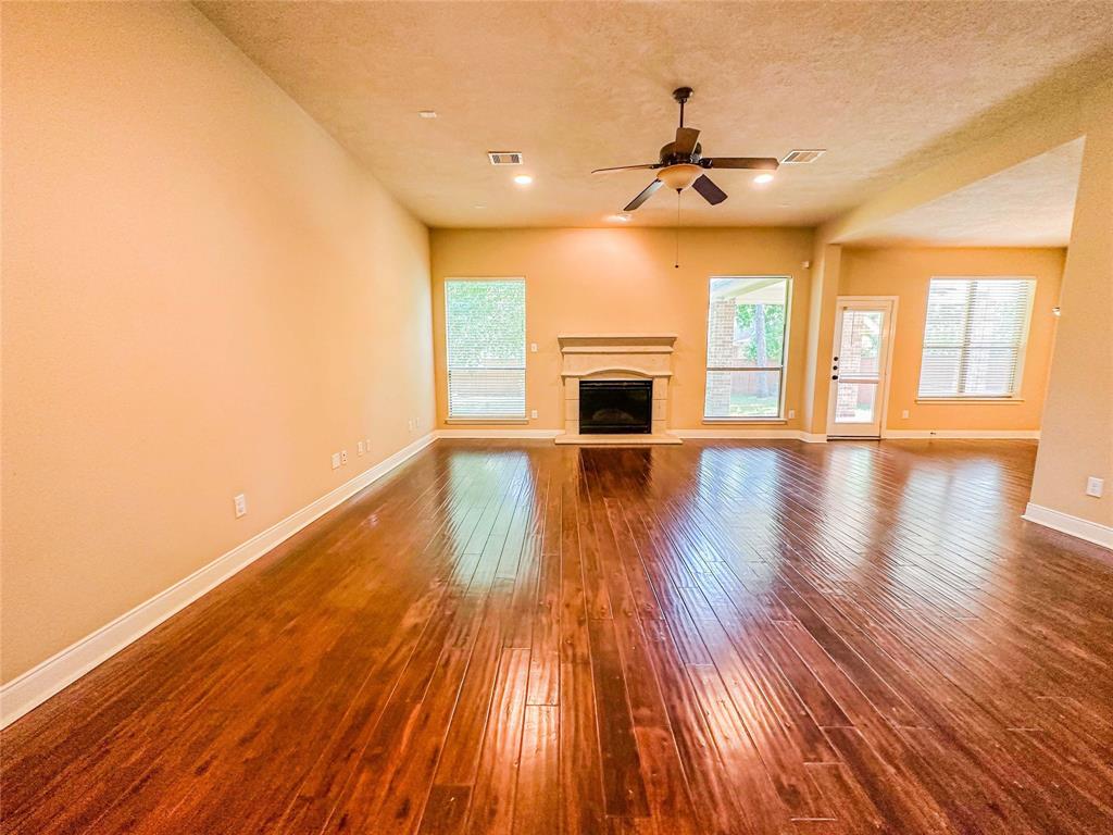 135 E Canyon Wren Circle, Spring, Texas image 21
