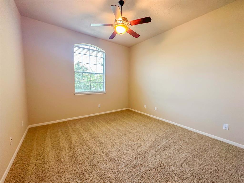 135 E Canyon Wren Circle, Spring, Texas image 41
