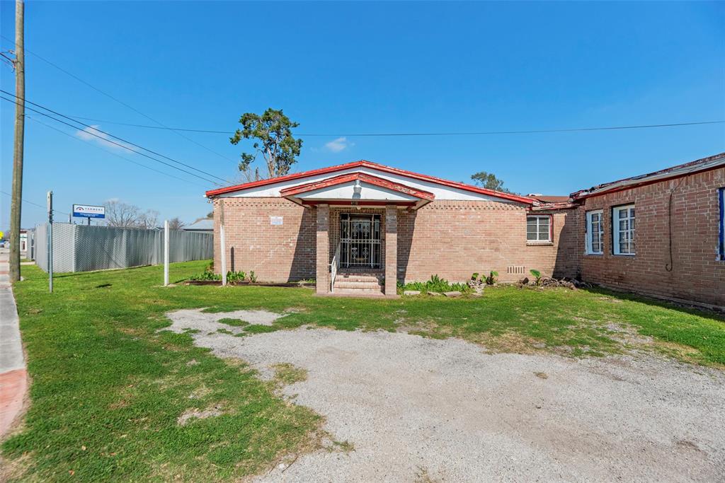 4110 N Main Street, Houston, Texas image 11