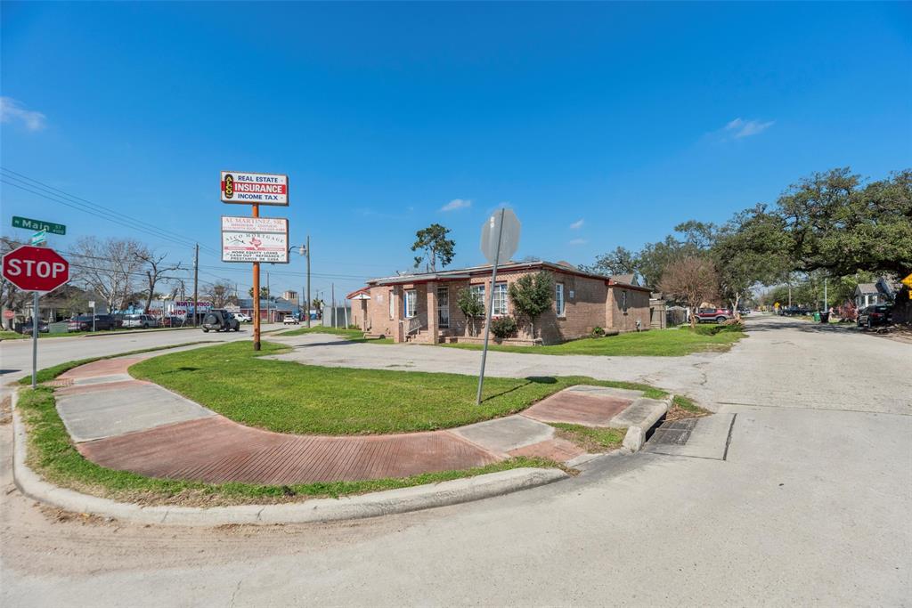 4110 N Main Street, Houston, Texas image 5