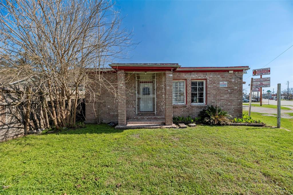 4110 N Main Street, Houston, Texas image 10