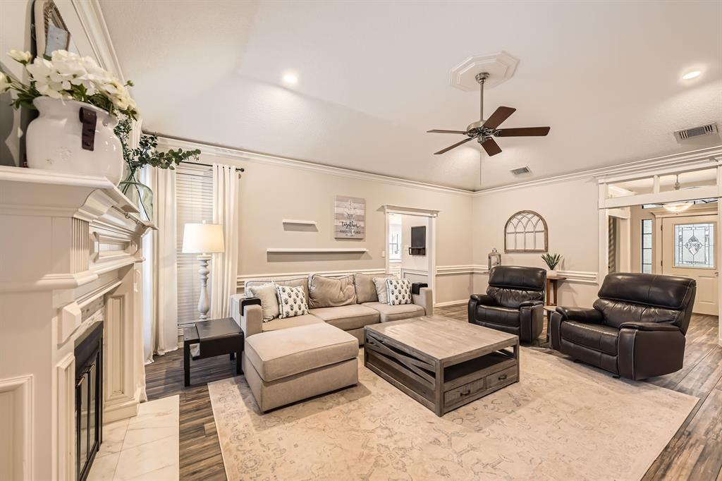 17827 Surreywest Lane, Spring, Texas image 1