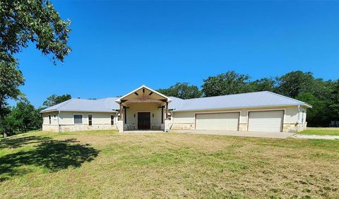 A home in La Grange