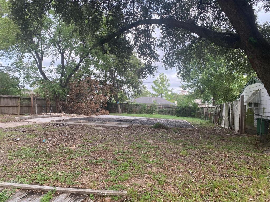3931 Zephyr Street, Houston, Texas image 1