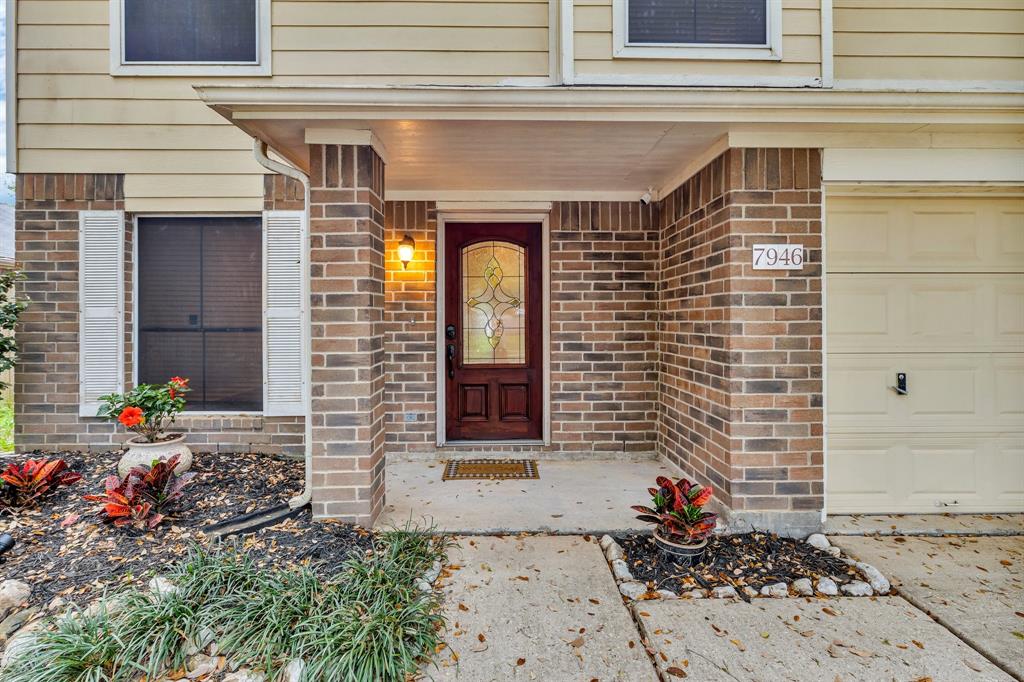 7946 Still Water Street, Baytown, Texas image 4