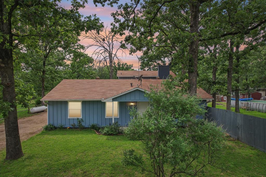 2112 Leyte Drive, Tool, Texas image 1