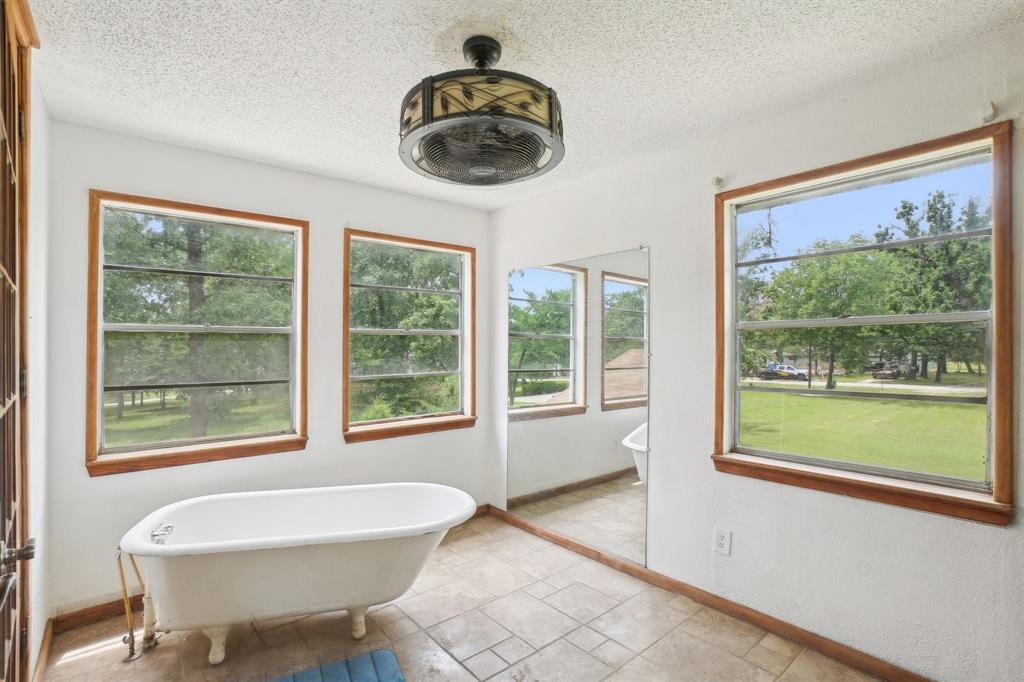 2112 Leyte Drive, Tool, Texas image 20