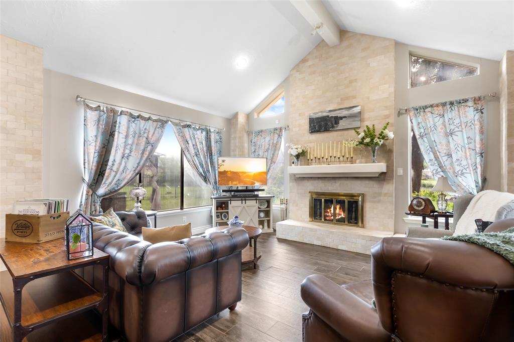 8219 Magnolia Glen Drive, Humble, Texas image 23