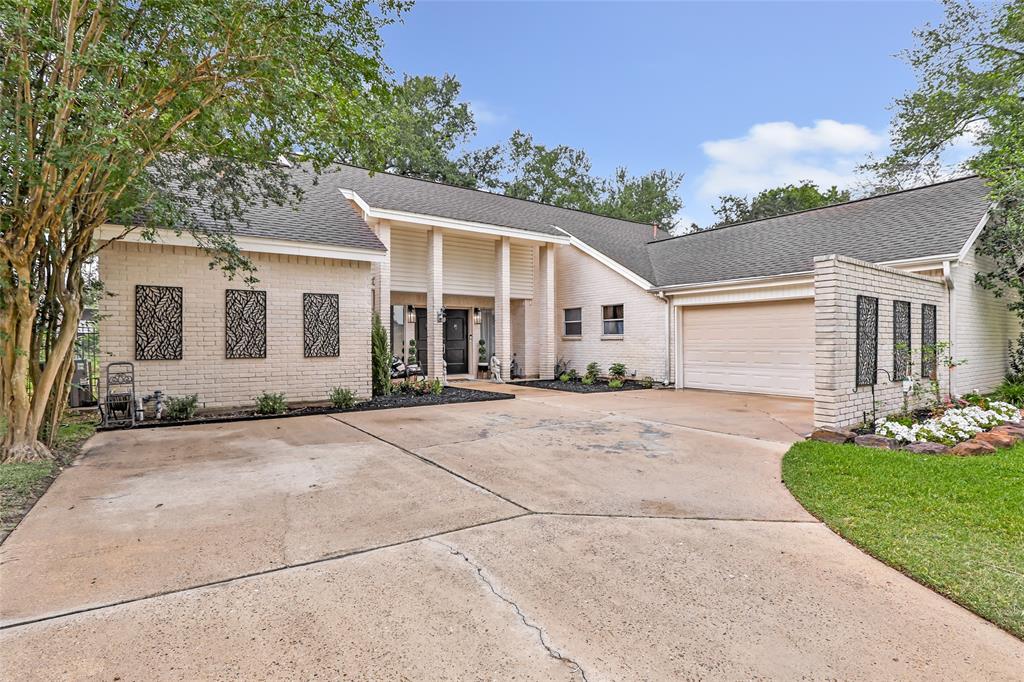8219 Magnolia Glen Drive, Humble, Texas image 5