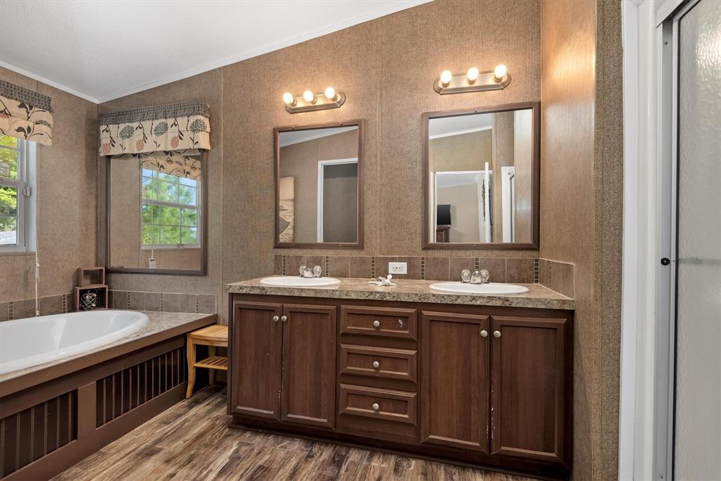 412 Ridge Trail, Trinity, Texas image 15