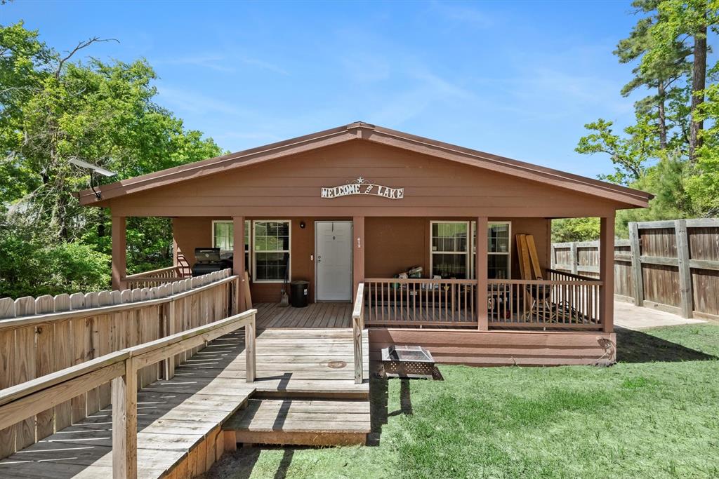 412 Ridge Trail, Trinity, Texas image 3