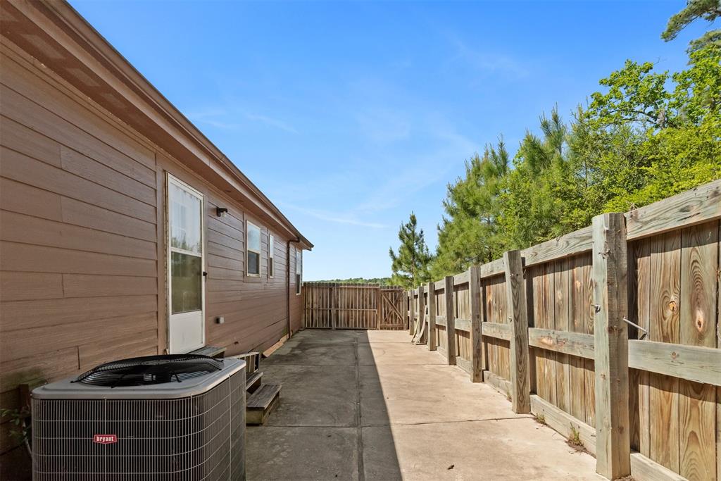 412 Ridge Trail, Trinity, Texas image 33