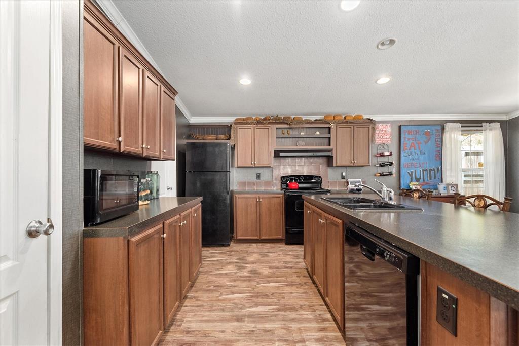 412 Ridge Trail, Trinity, Texas image 10