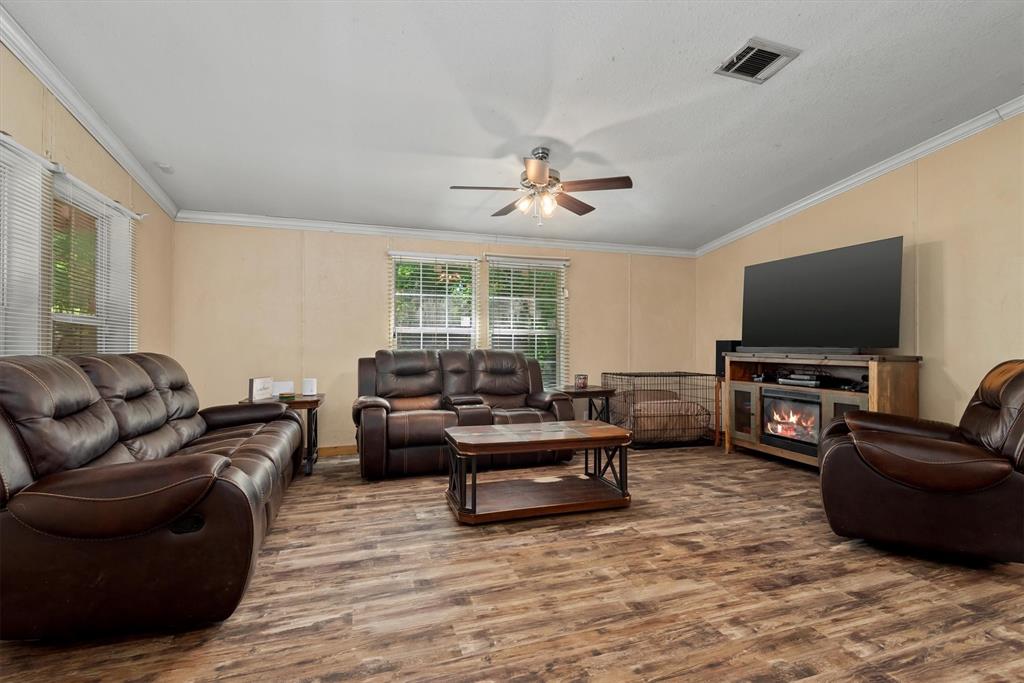412 Ridge Trail, Trinity, Texas image 6