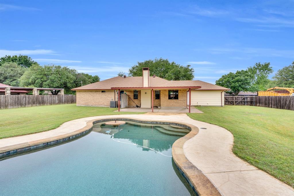 132 Prairie View Lane, Red Oak, Texas image 1