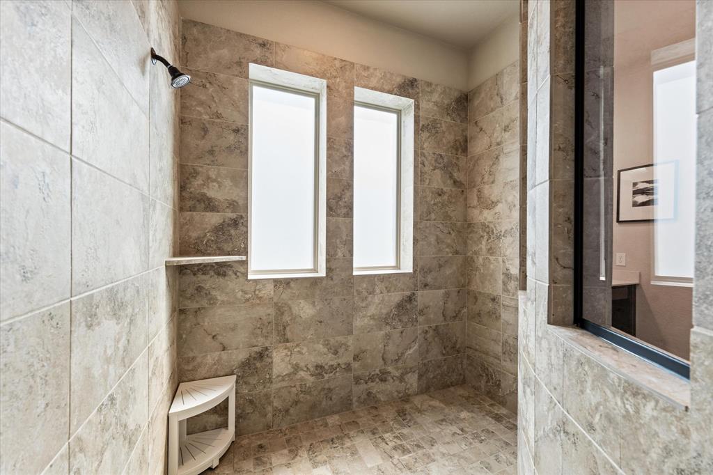 11215 Whitecap Bay Circle, Cypress, Texas image 22