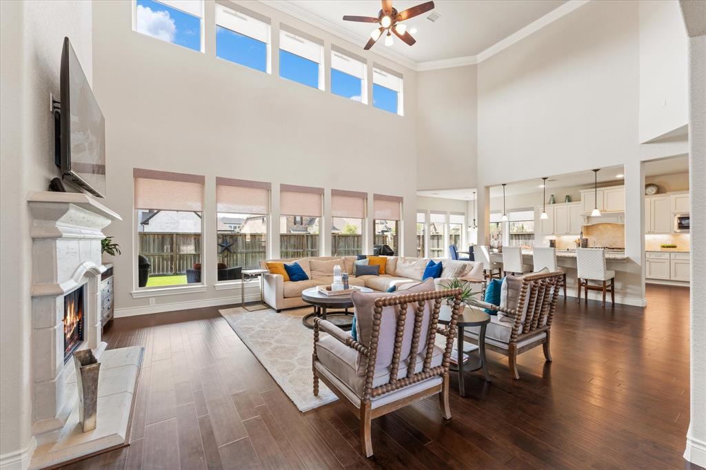 11215 Whitecap Bay Circle, Cypress, Texas image 9