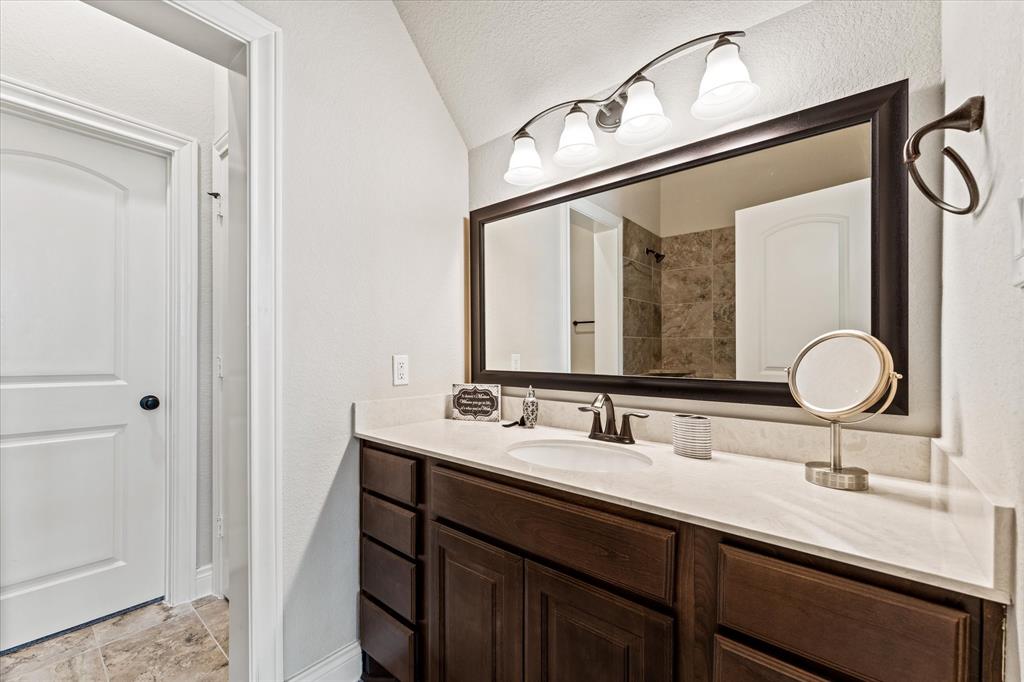 11215 Whitecap Bay Circle, Cypress, Texas image 23