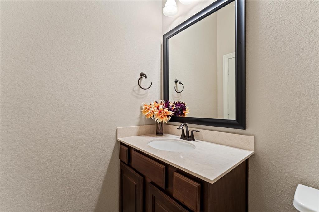 11215 Whitecap Bay Circle, Cypress, Texas image 33