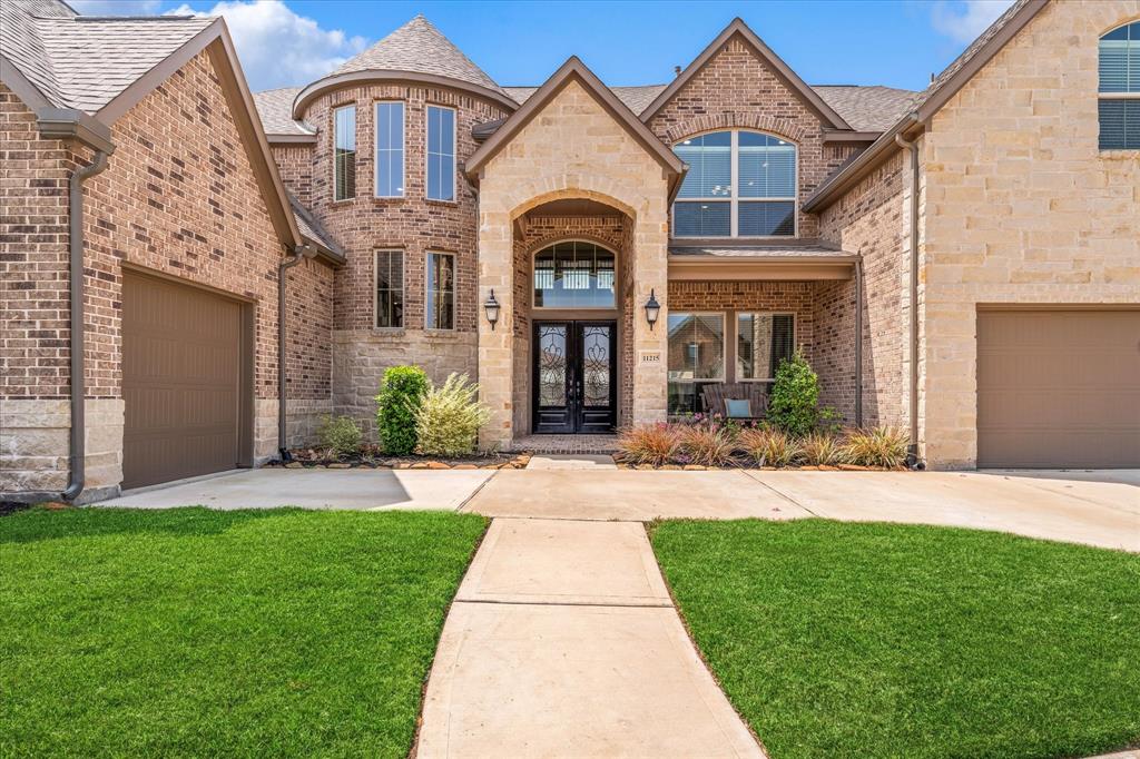 11215 Whitecap Bay Circle, Cypress, Texas image 3