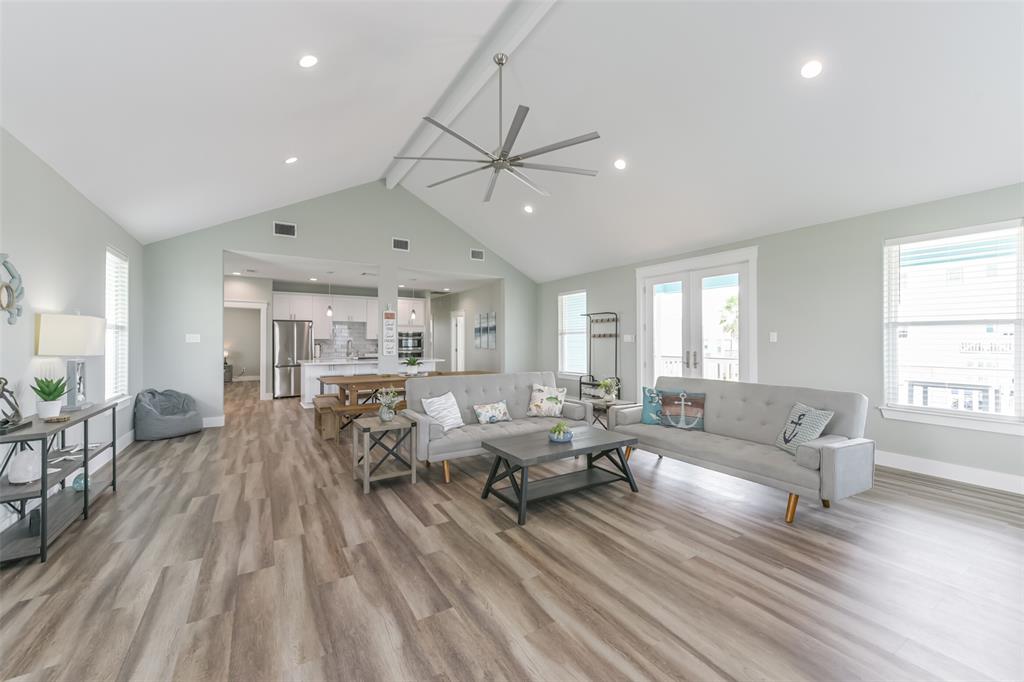 16630 Jean Lafitte Road, Galveston, Texas image 14